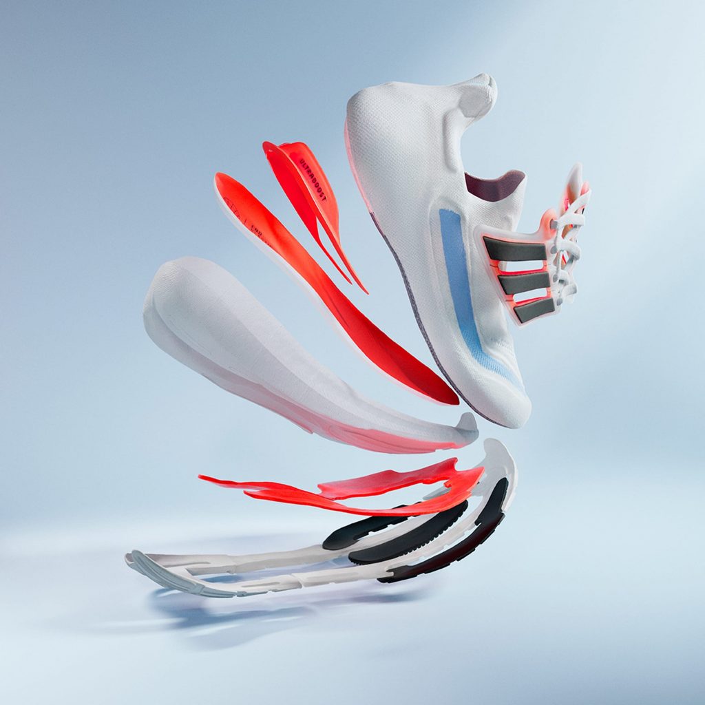 Ultraboost Light優化L.E.P抗扭系統形狀,由X型轉為U型,能強化輔助中底,提升回彈性及穩定性,讓整體的回彈性增加