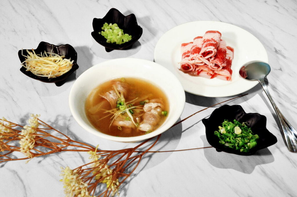 台北凱撒大飯店Checkers自助餐廳-主廚推薦牛肉湯