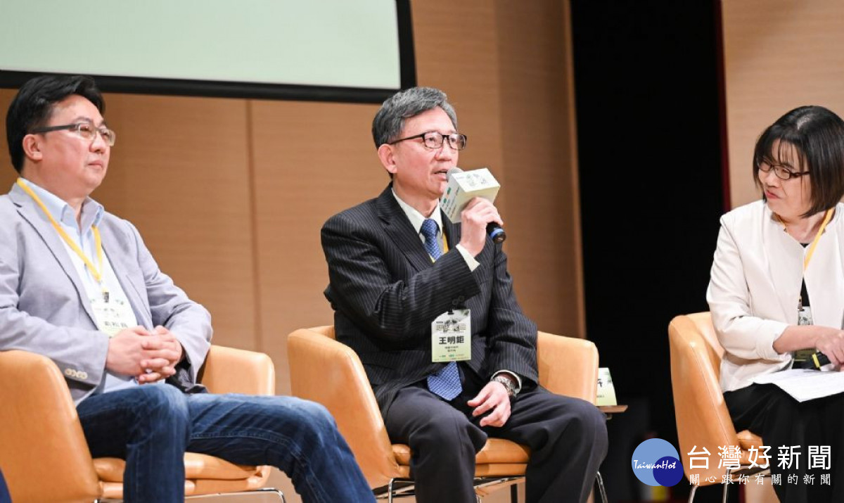 副市長提及台灣環境因素的影響性，期盼長期執行肺癌篩檢，讓高風險族群得以及早發現病徵、及早治療。