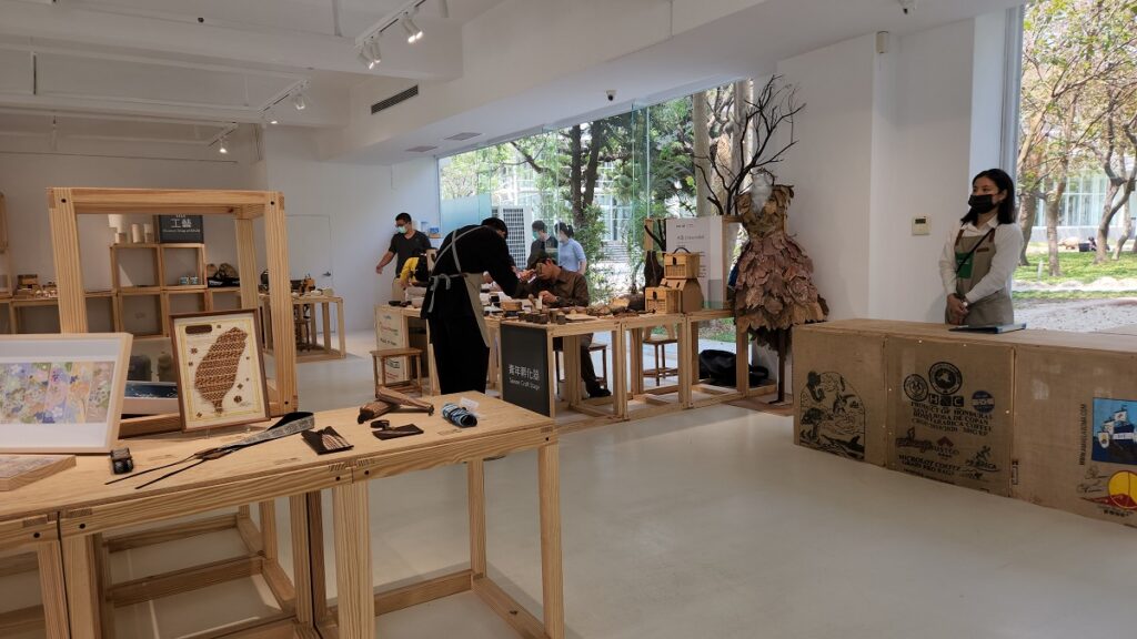 工藝中心「生活工藝館」一樓空間「旅物.SHOP」開幕。(圖/陳惠玲攝影)