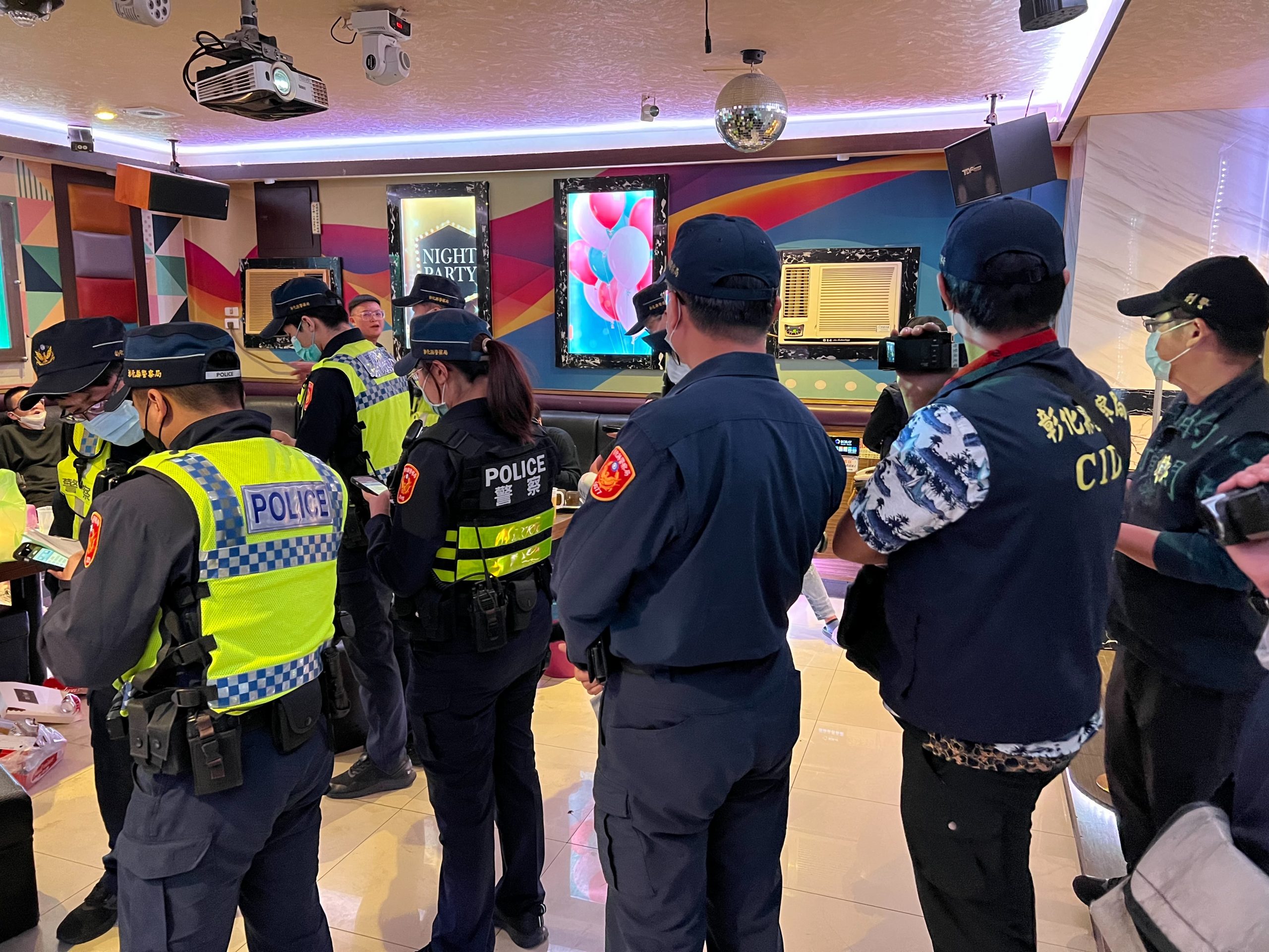 彰化警分局自3月9日起連3日實施「威力掃蕩專案」臨檢勤務。(圖/記者謝榮浤翻攝) 
