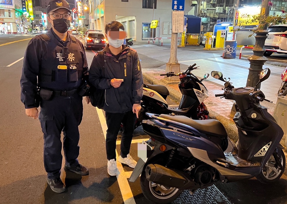 ▲ 林姓男子到咖啡廳用餐後找不到機車，熱心員警地毯式搜索終尋獲 (圖/台中市警察局 提供)