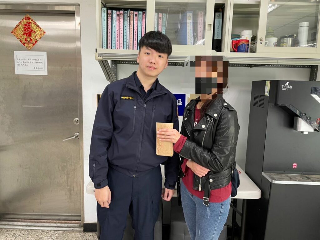 員警通知遺失者到派出領回。