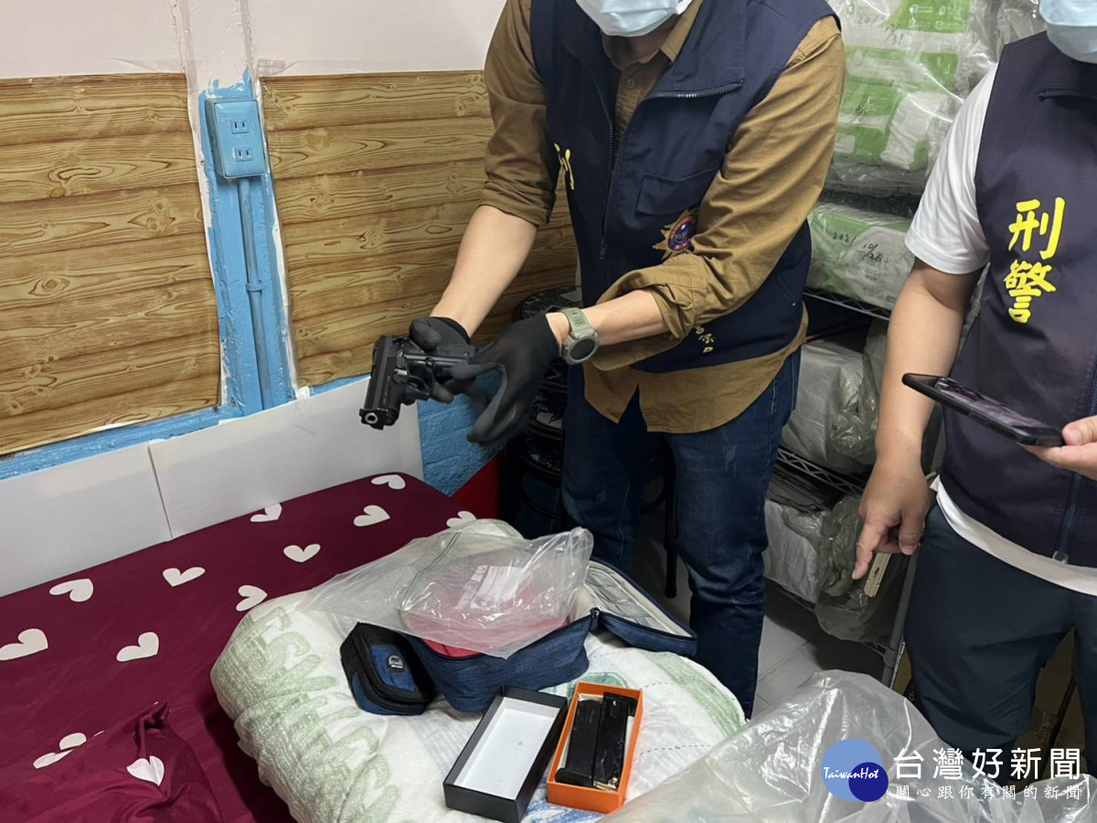 雲縣警局實施「威力掃蕩臨檢」成果豐碩，破獲槍砲案、詐欺水房及販毒案/李光揚翻攝