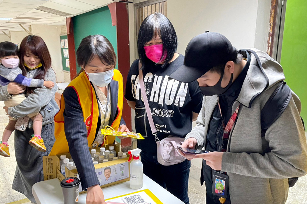 理財觀念從小培養 永慶房屋贊助禮品響應親子活動 88 CNEWS匯流新聞網資料照片207230321a04