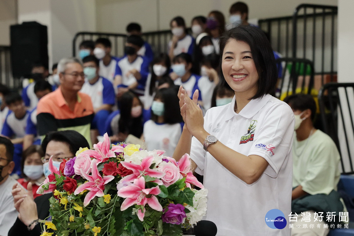 許淑華縣長歡迎各國選手也為他們加油。(縣府提供)