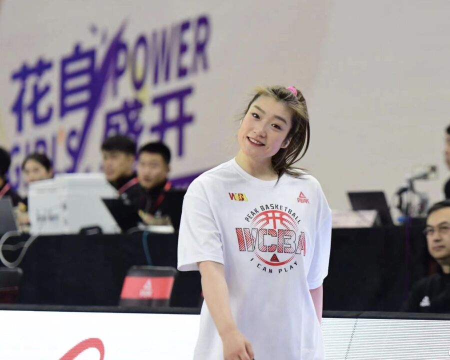 女籃國手李夢被爆當小三