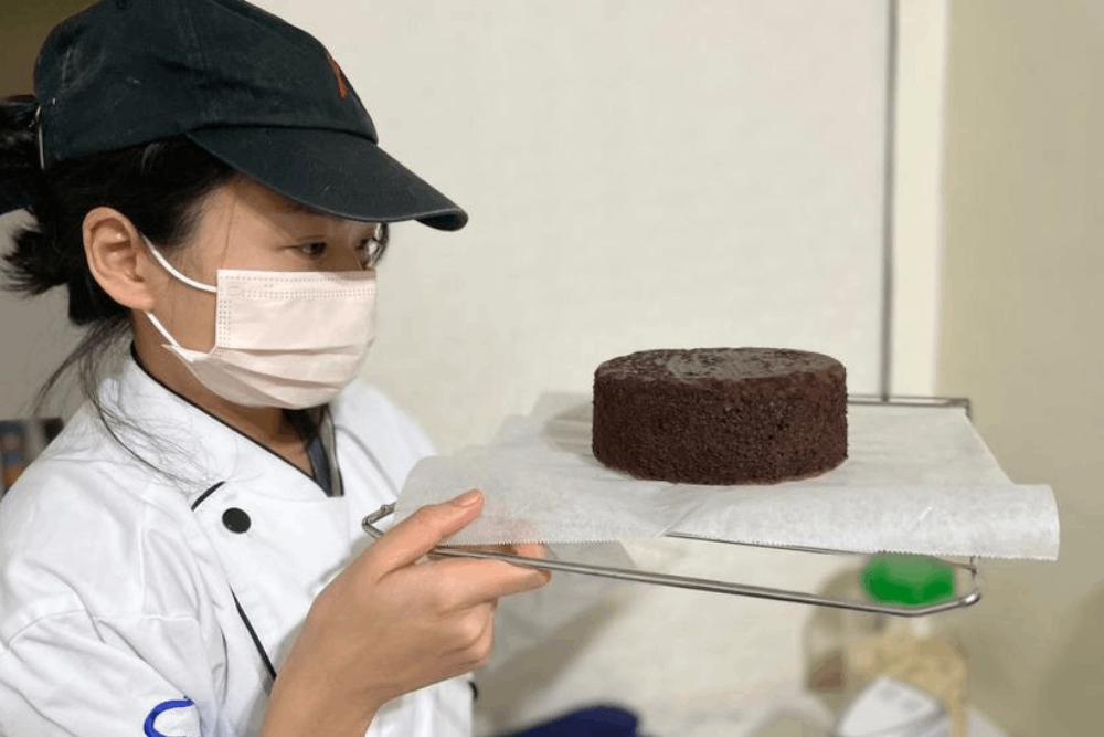 待業新北女孩參加職訓 成功斜槓網售甜點 70 待業新北女孩參加職訓 成功斜槓甜點烘培