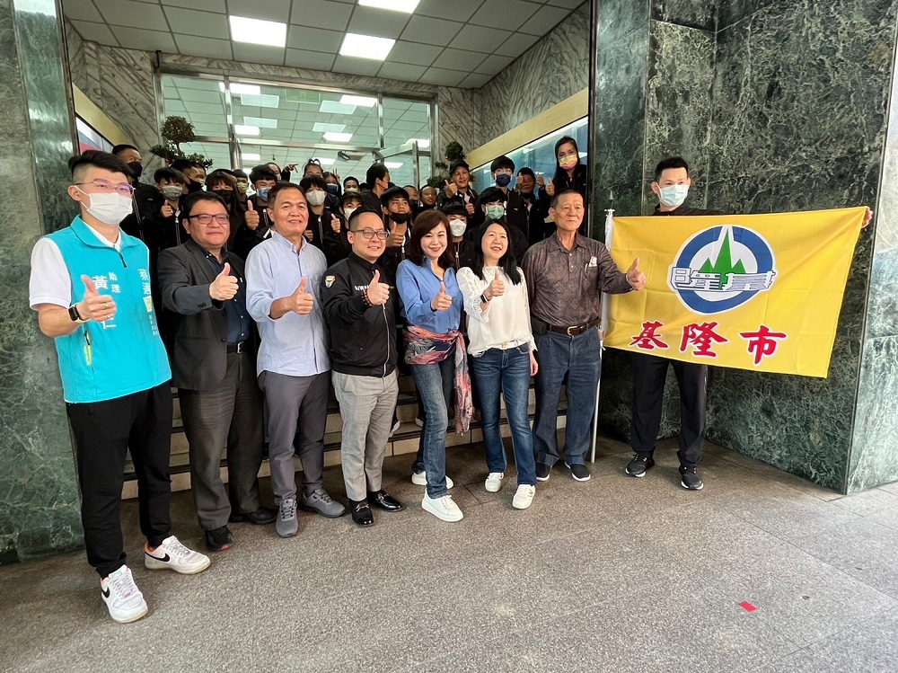 嘲諷基隆捷運補助反覆無常 謝國樑:楊秀玉說出市民心聲 73 S 1149304838