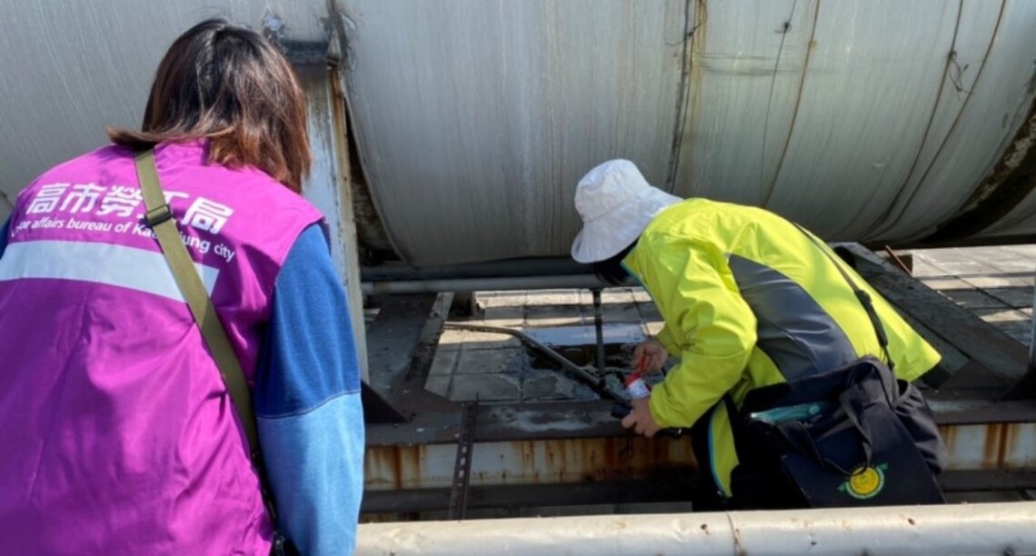 預防登革熱不分國籍  高市勞工局巡檢移工宿舍宣導「巡、倒、清、刷」