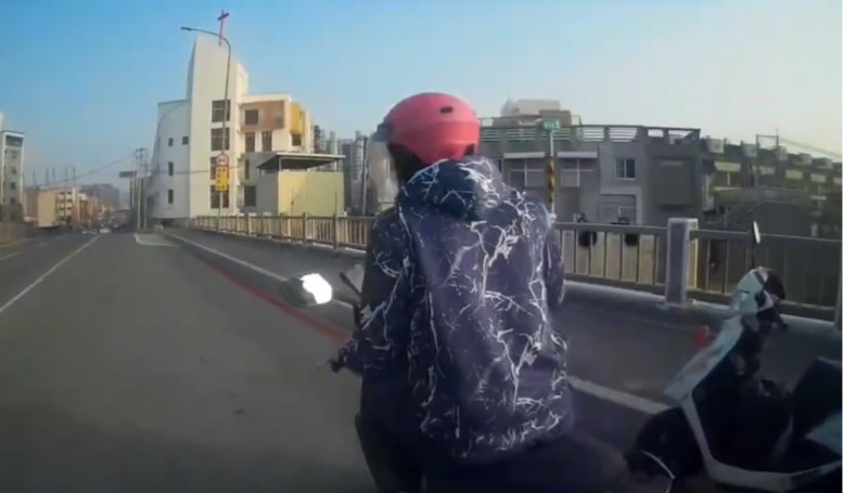 男子違規加速逃逸 竟是這原因