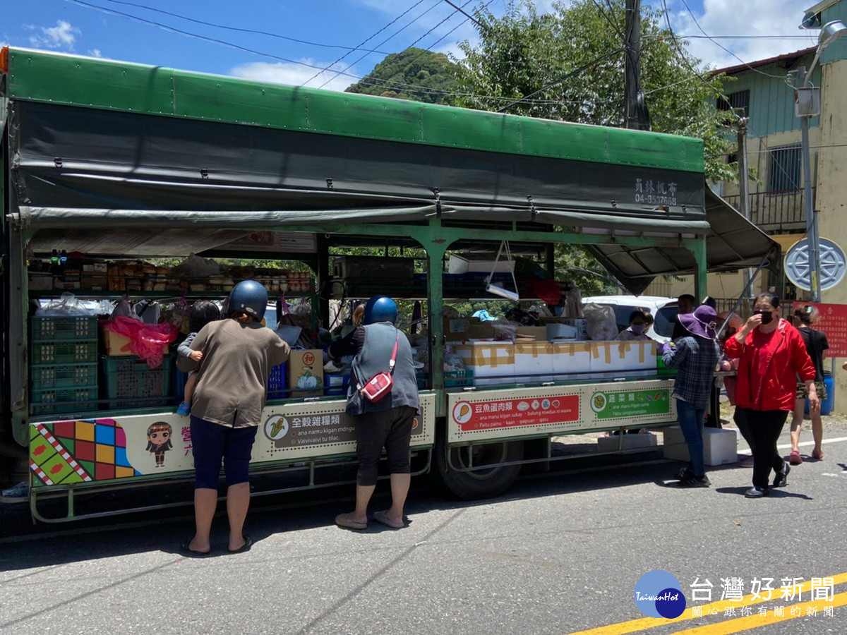 菜車改造送營養上山。(縣府提供)