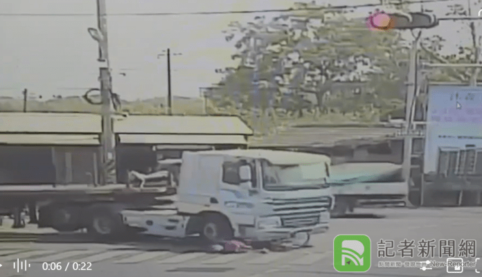 雲林斗六女兒騎腳踏車載媽媽 遭聯結車撞倒2度輾過送醫不治