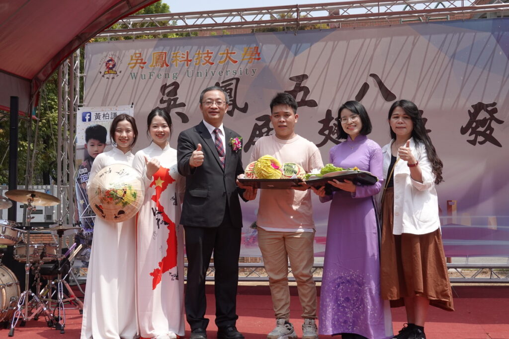 吳鳳科大歡慶58週年校慶,異國美食饗宴建立多元的友善校園環境
