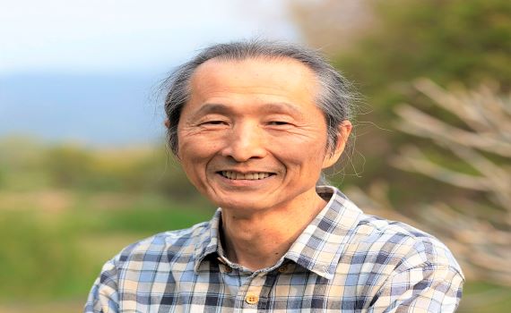 沈東寧榮獲「臺灣陶藝獎—卓越獎」 作品溫潤如玉、簡約柔美