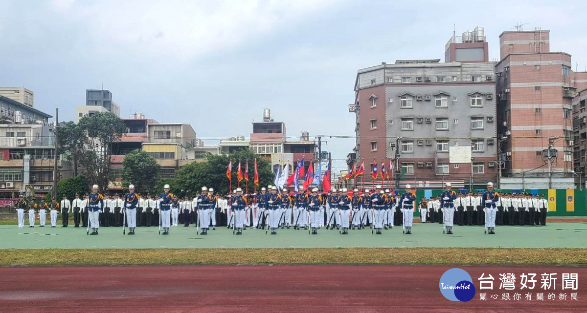 全國唯一民間軍校首次閱兵分列式。<br /><br /> <br /><br />