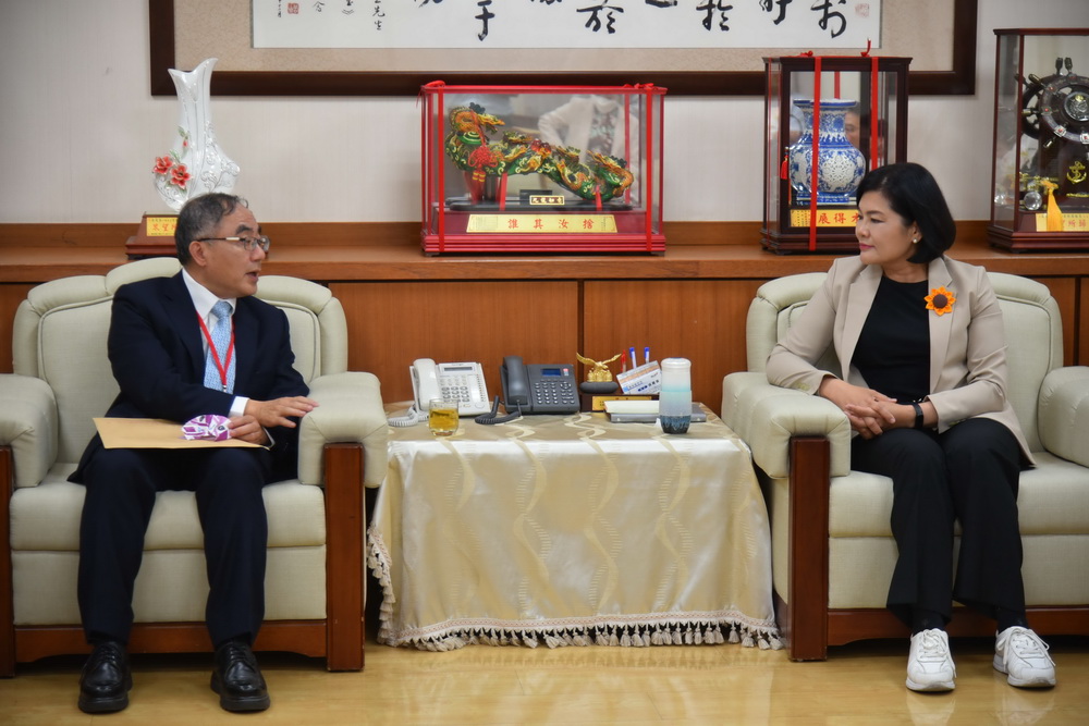 台大校長拜會雲林縣長 研議台大雲林分部開發執行計畫 86 004 11