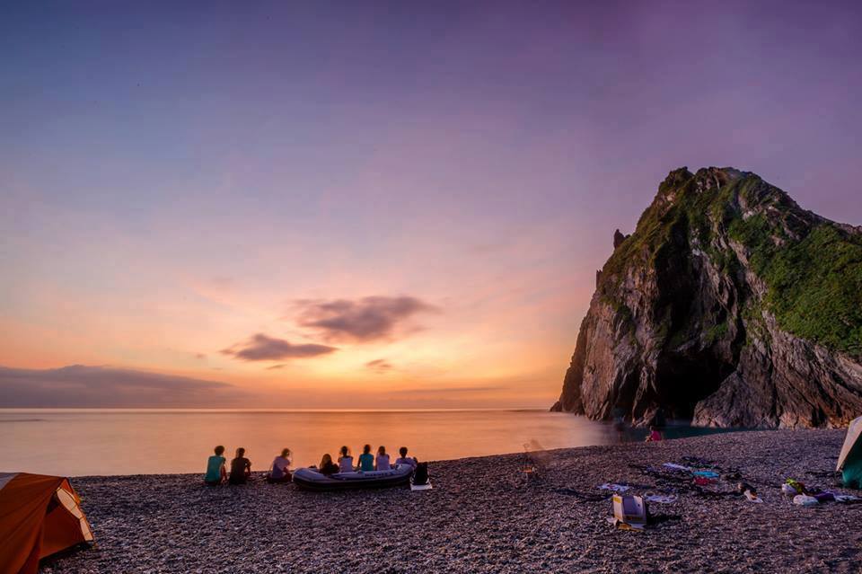 龜山島 海灘露營
