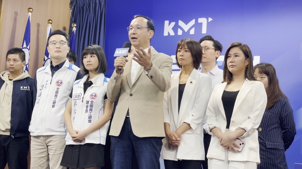 傳國民黨研擬兩岸論述,訴求「九二共識就是中華民國」,朱立倫強調沒有這樣的論述。翻攝畫面