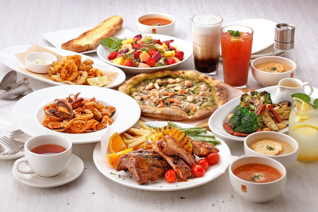 BELLINI Pasta Pasta菜色豐富的四人聚會套餐2,580元+10%一次滿足全家人口腹。兒童節連假期間,帶小朋友點任一口味義大利麵就送「同口味小份義大利麵」乙份