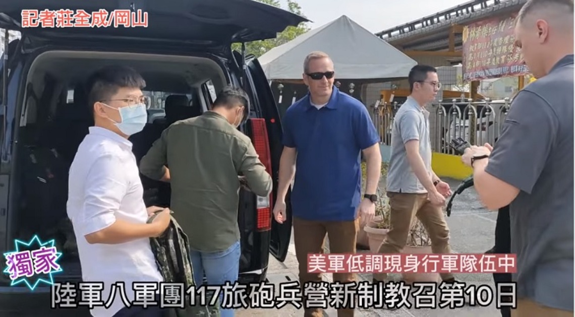 新制教召  美軍低調現身行軍隊伍中
