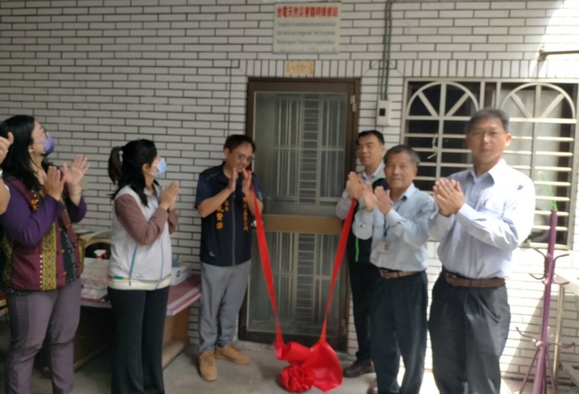 台電鳳山區處與那瑪夏區公所合作建立臨時搶修站 舉辦揭牌儀式