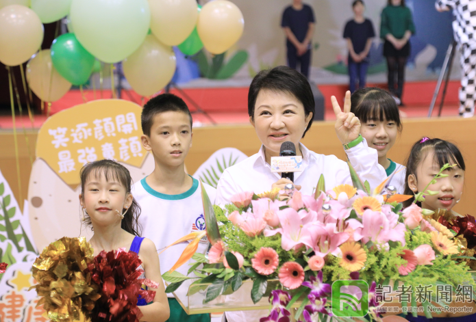 慶祝兒童節 盧秀燕10字祝福