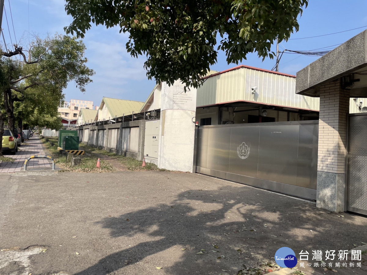 法院與檢察機關中部地區大型贓物庫佔地廣達1.4萬平方公尺,嚴重阻礙地方發展。