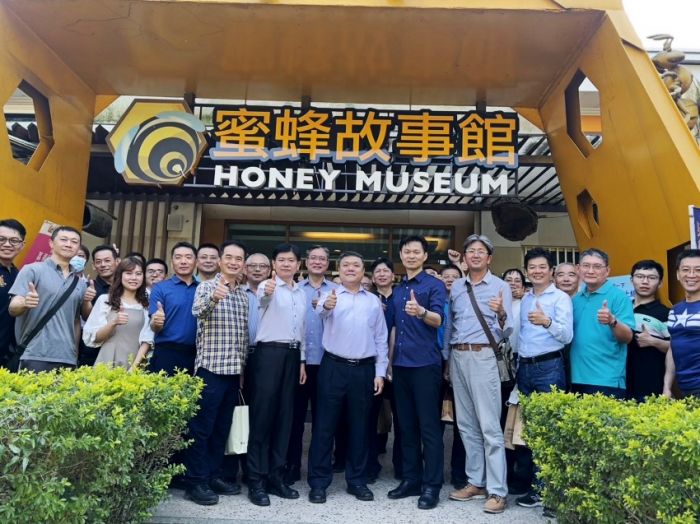 斗六分局主管會報移師戶外 探訪企業、分享經營管理理念