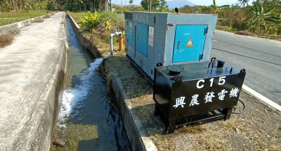 南部水情嚴峻灌溉用水吃緊 農田水利署高雄管理處緊急鑿抗旱井解決灌溉系統末端用水不足