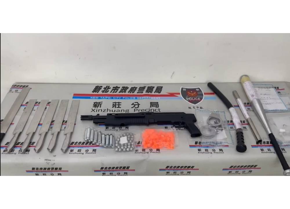 欠債5萬設局債主和解 手銬狗籠欄24小時搶走現金6800元 85 09 2