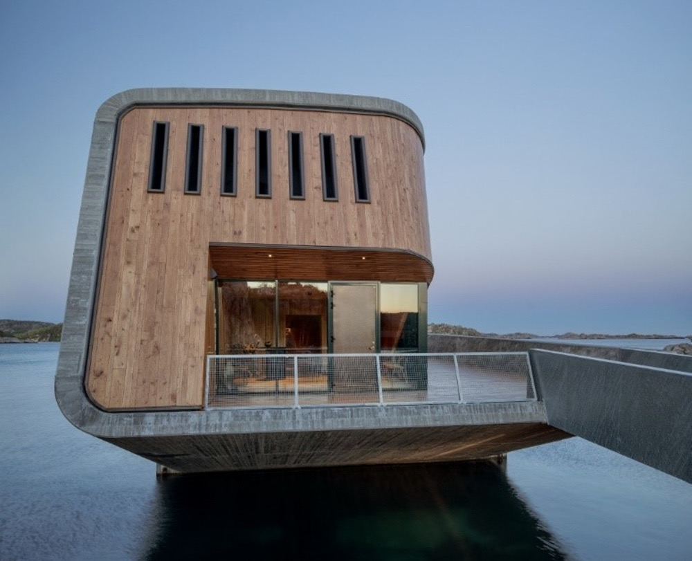 歐洲第一家海底餐廳「Under」同步採用『旭格Schüco 』門窗系統。(圖來源: Sindre Ellingsen Photography)