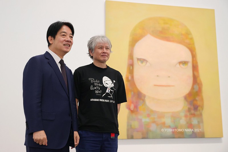 ▲賴清德副總統今（31）日上午前往高雄出席「奈良美智《跟著朦朧潮濕的一天去旅行》內惟藝術中心開展記者會」。（總統府提供）