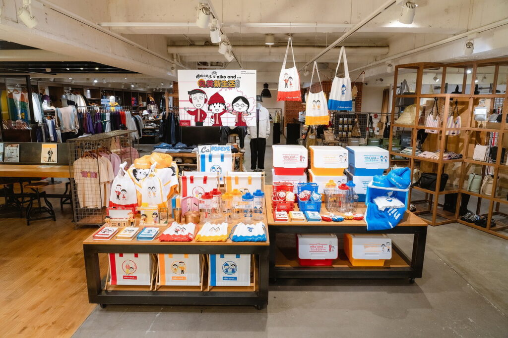 7-ELEVEN全店推「niko and … x 櫻桃小丸子丸美新生活精品集點送」 ,日系文青風格結合童年經典動畫, 打造新日式生活美學。