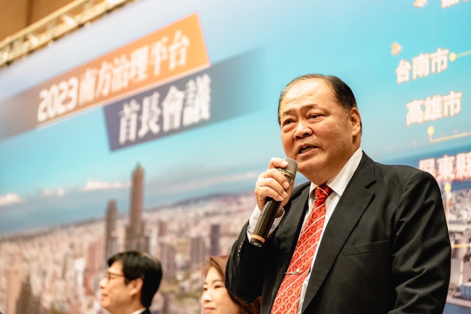 陳光復就職100天 以積極的行動回應縣民期待