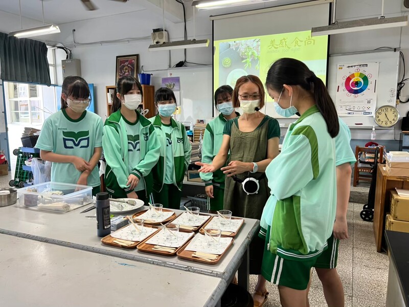 漾新聞|結合數學、理化與視覺藝術跨域課程打造美感餐桌 陽明國中再奪教育部「跨領域美感卓越獎」