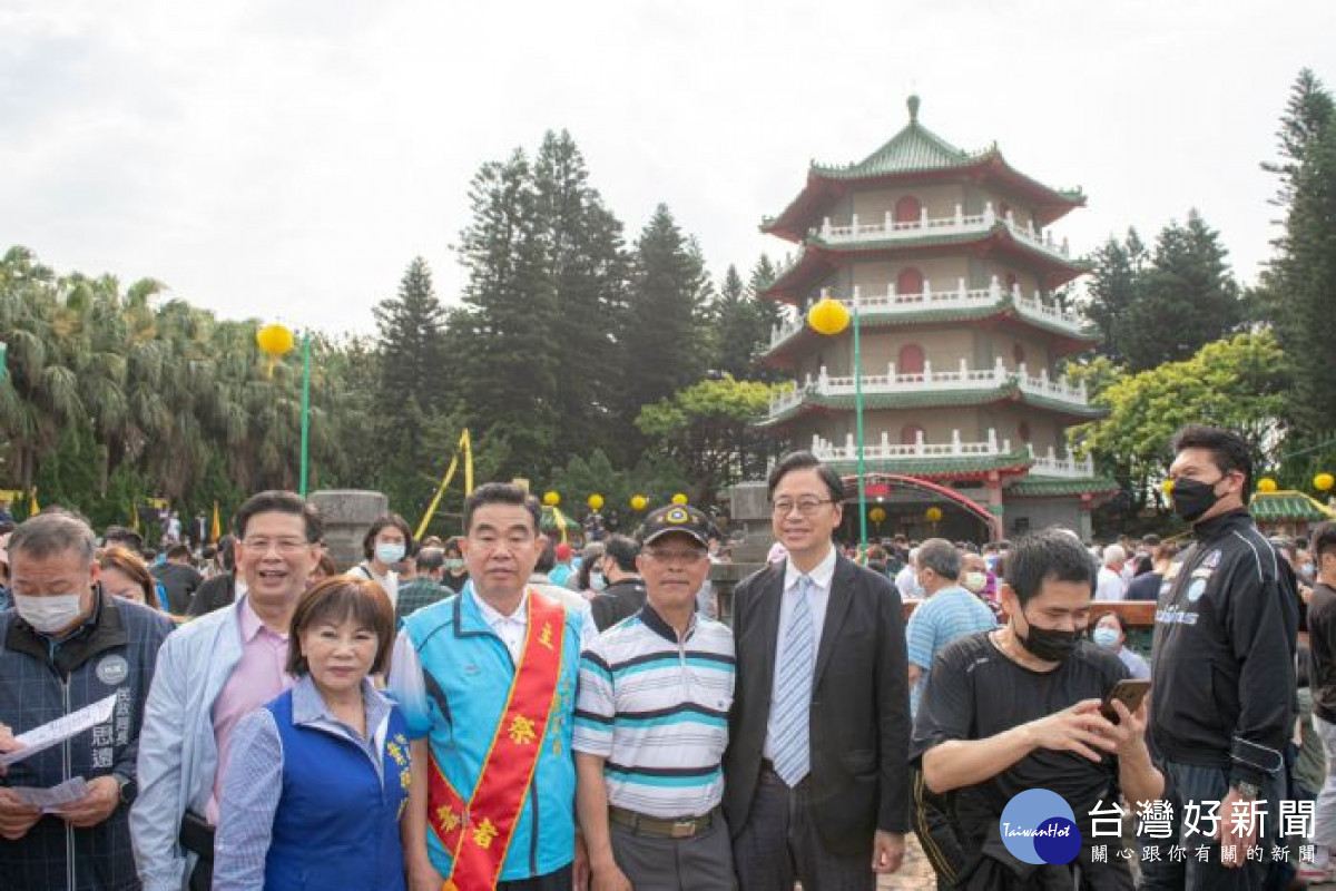 張市長祝福葉氏子孫繼續彰顯葉氏傳統，身體健康、事業順利。
