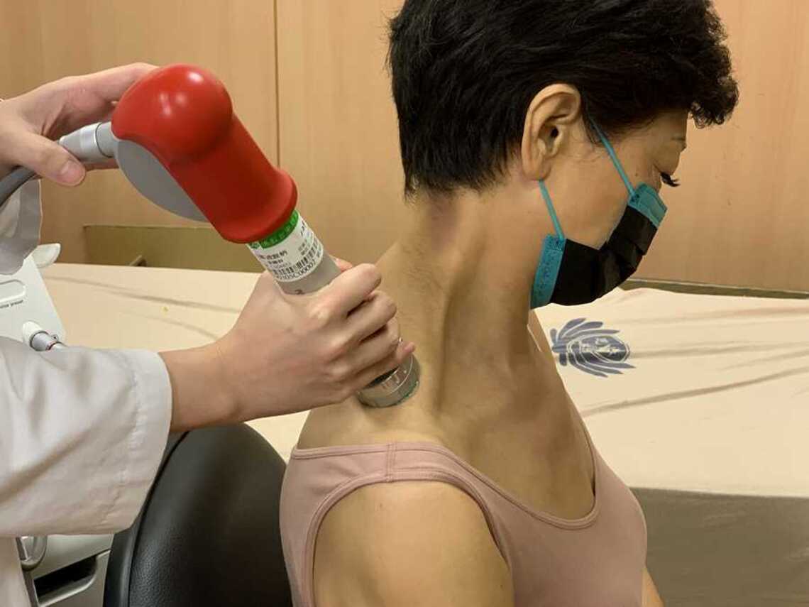 頭痛竟是肌筋膜作祟 臺中慈院震波治療重拾好眠