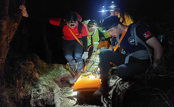 保障森林護管員執勤安全 羅東林管處購置「登山保命神器」