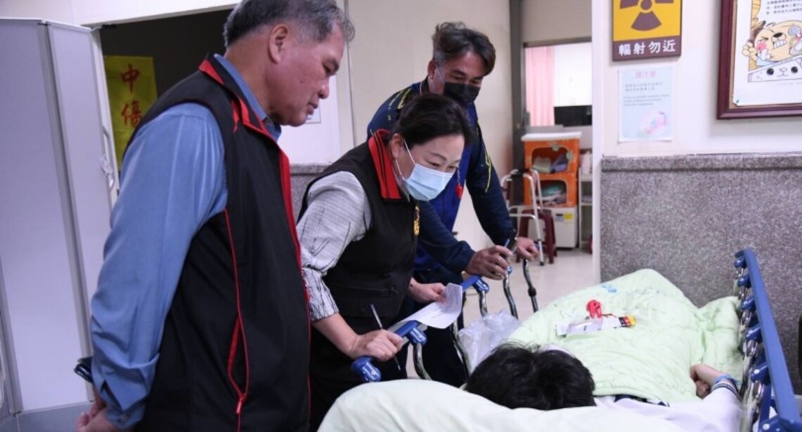 豐濱鄉發生嚴重車禍 徐榛蔚趕往現場關心