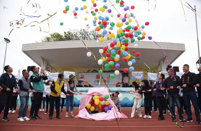 苗栗「童在一起.幸福有你」親子運動嘉年華歡樂登場