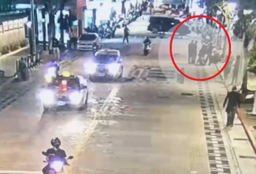 越籍男逾期居留2248天 謊稱未帶證件轉身逃警合力壓制逮人 77 765