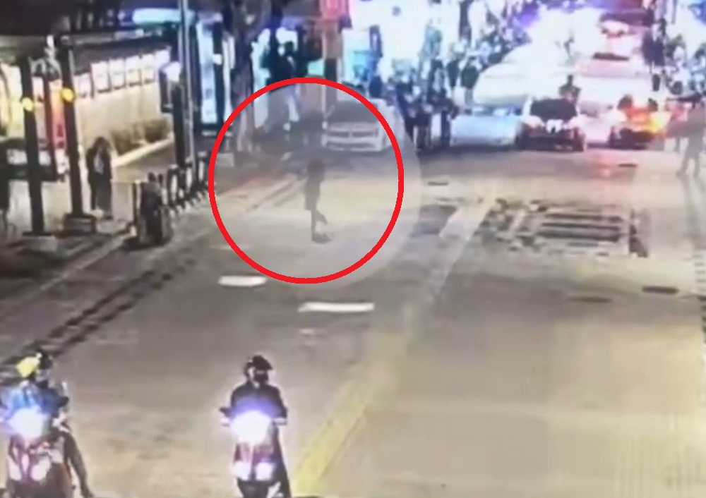 越籍男逾期居留2248天 謊稱未帶證件轉身逃警合力壓制逮人 78 6547