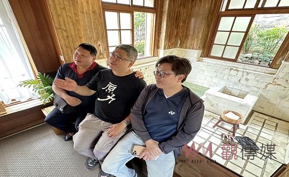 觀光系溫泉產業碩士班師生戶外教學親觸「美人湯」 學生讚:獲益良多