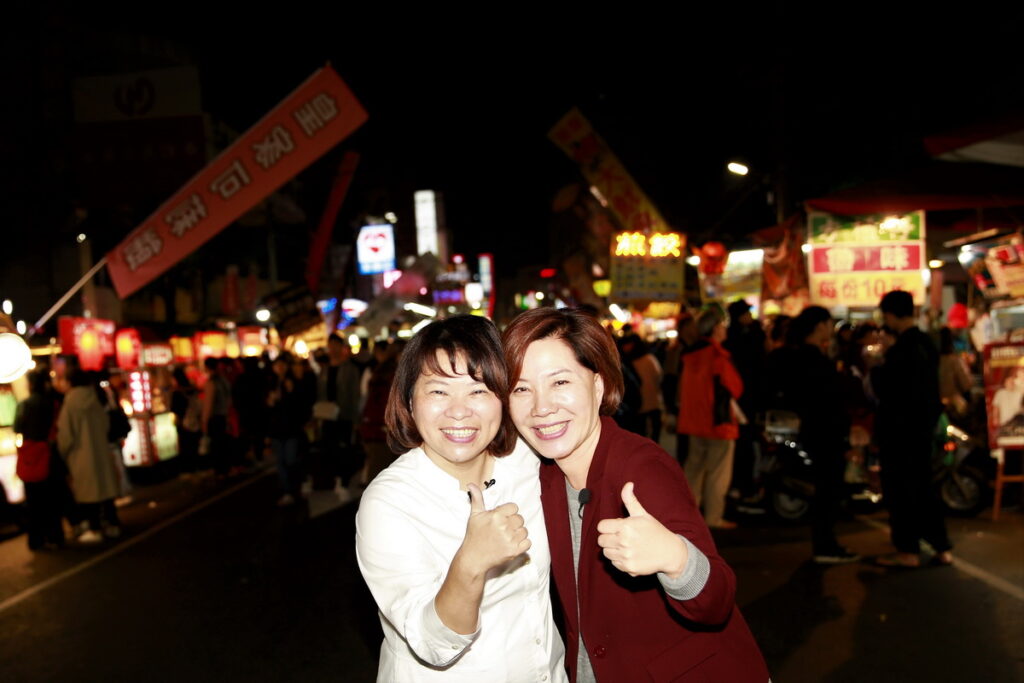 109年市長與副市長連袂宣傳文化路夜市