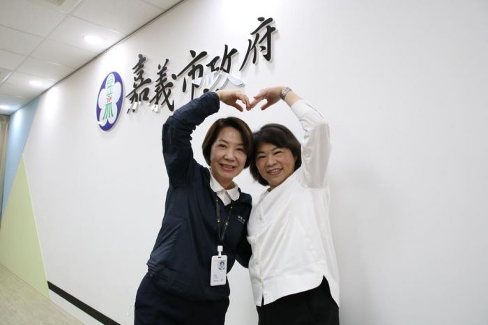 陳淑慧副市長4/16卸任 黃敏惠市長與市府團隊難捨祝福