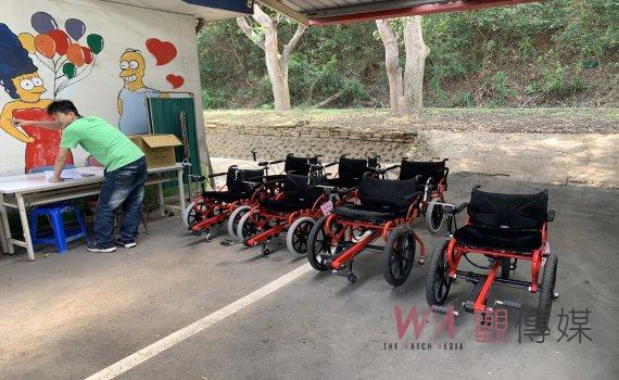 善心工匠!中彰榮家住民保養及維修輪椅腳踏車 再也不必擔心顧路