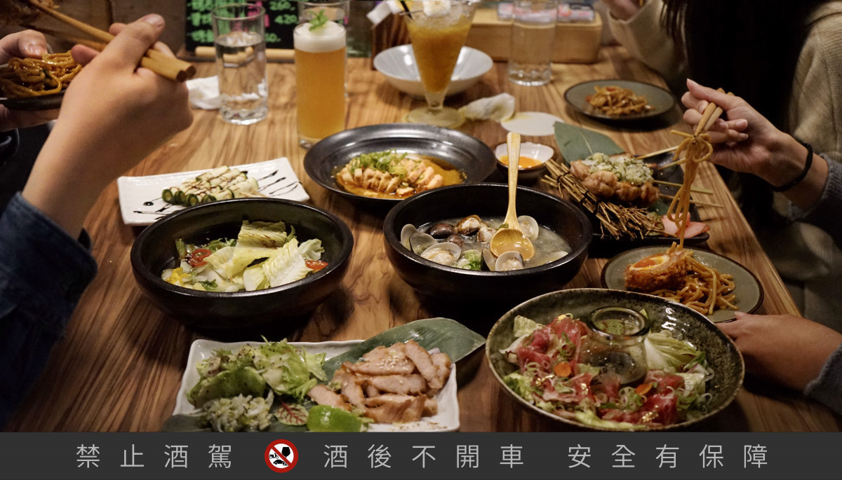 推快閃海陸餐酒套餐85折優惠。