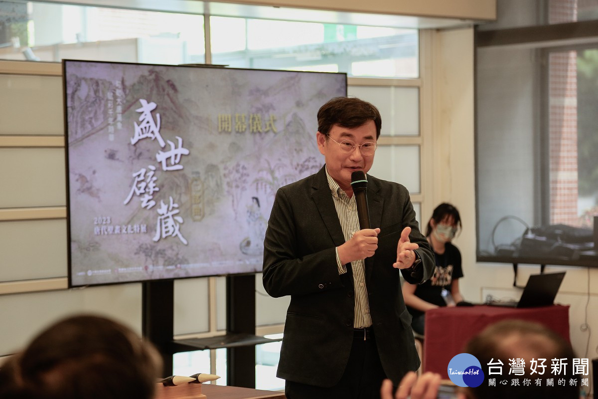 黃國書立法委員表示壁畫不同於文字敘述,更加鮮活生動,本次展覽可以深化大家對唐代的理解,並預祝展覽順利圓滿。