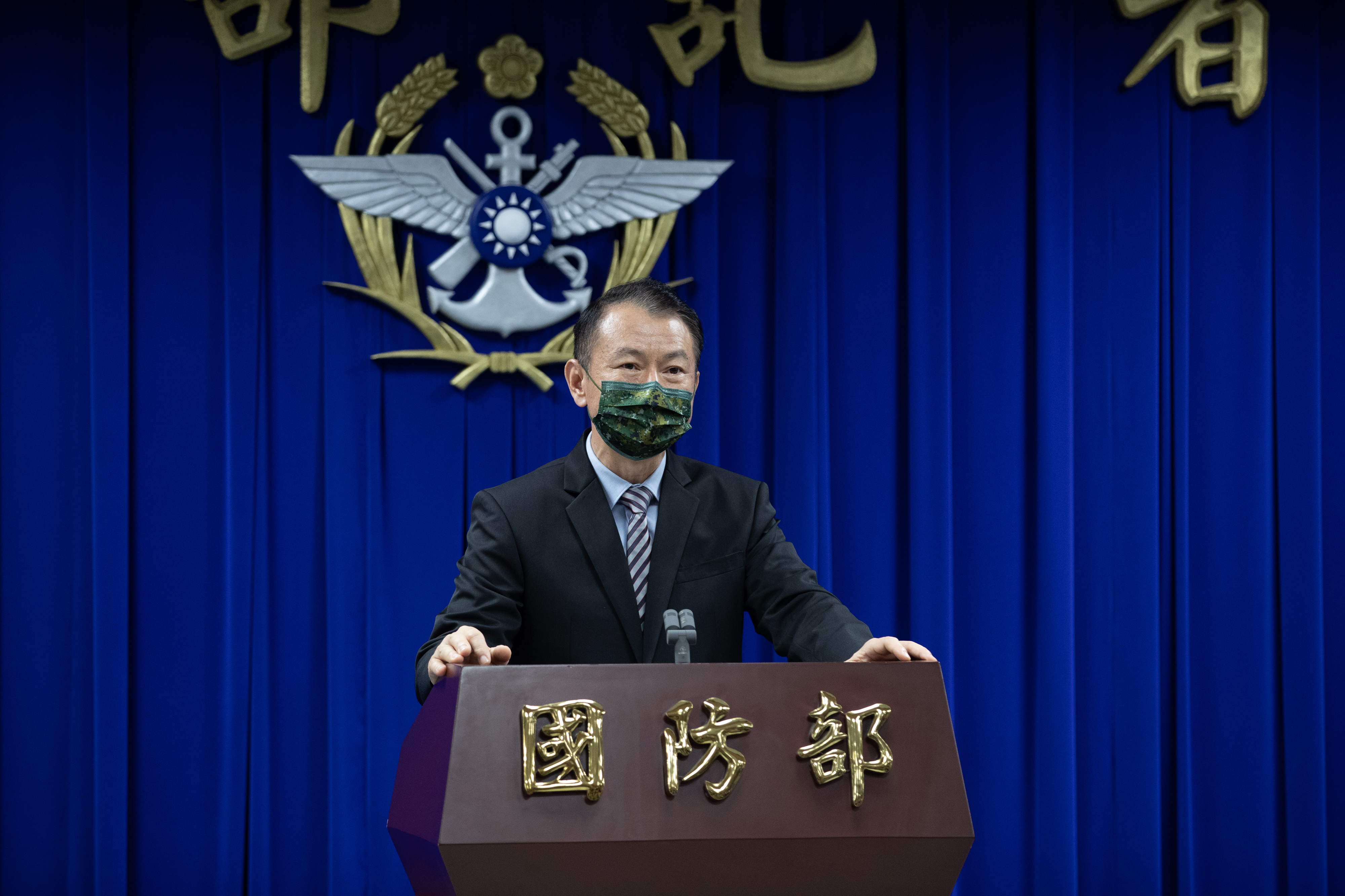 國防部全動署物力動員處長沈威志說明民安9號演習。國防部提供